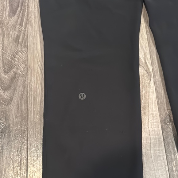 Lululemon Athletica Woven( no stretch) Black Drawstring Crop Jogger Size 2 - Picture 5 of 5